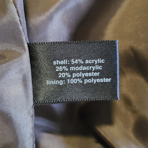 FORENZA FAUX FUR VEST size M/L - Picture 5 of 6